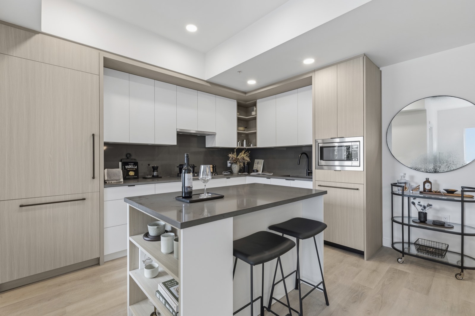 Kitchen island with bar seating